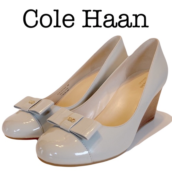 adair leather bow wedge